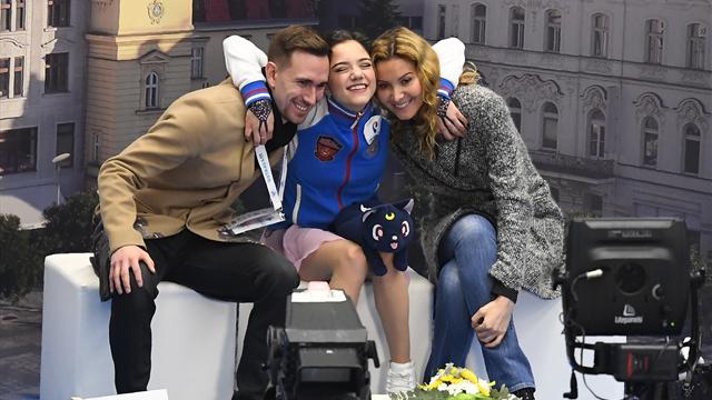 Медведева стала чемпионкой Европы с двумя мировыми рекордами, Погорилая – вторая