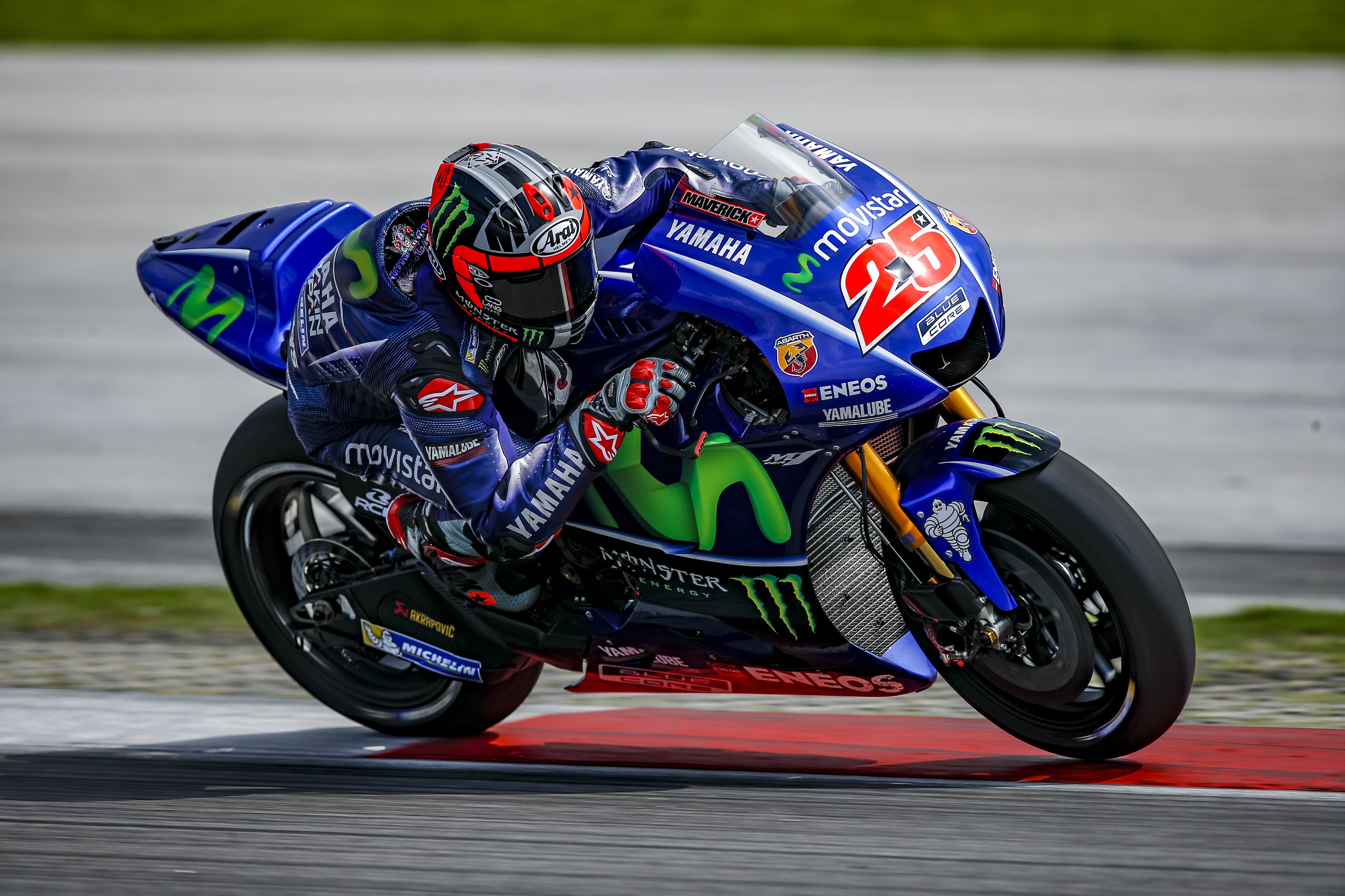 Maverick Vinales (Yamaha Factory) lors des tests IRTA à Sepang le 30 janvier 2017