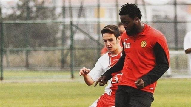 Eskişehirspor'dan Portekiz Ligi'ne
