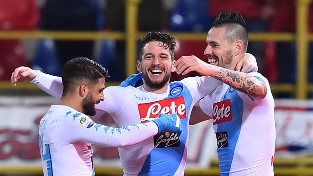 Hamsik et Mertens portent Naples vers un succès éclatant
