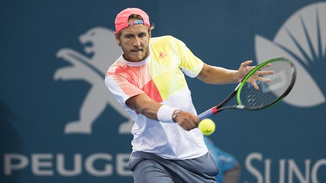 Paire et Pouille quittent déjà le navire, Simon s'y accroche, Tsonga surnage