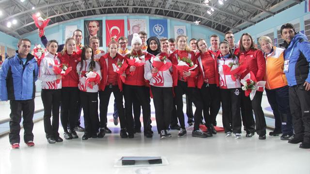 Curlingde tarihi madalya