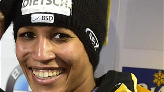 Bob-WM: Jamanka zur Halbzeit auf dem vierten Platz