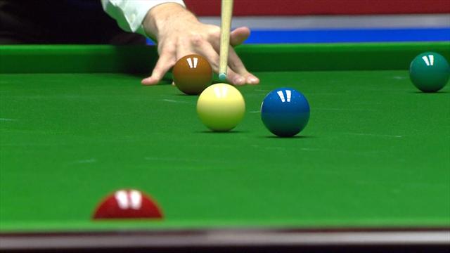 Judd Trump flukes outrageous red in decider Judd Trump flukes outrageous red in decider