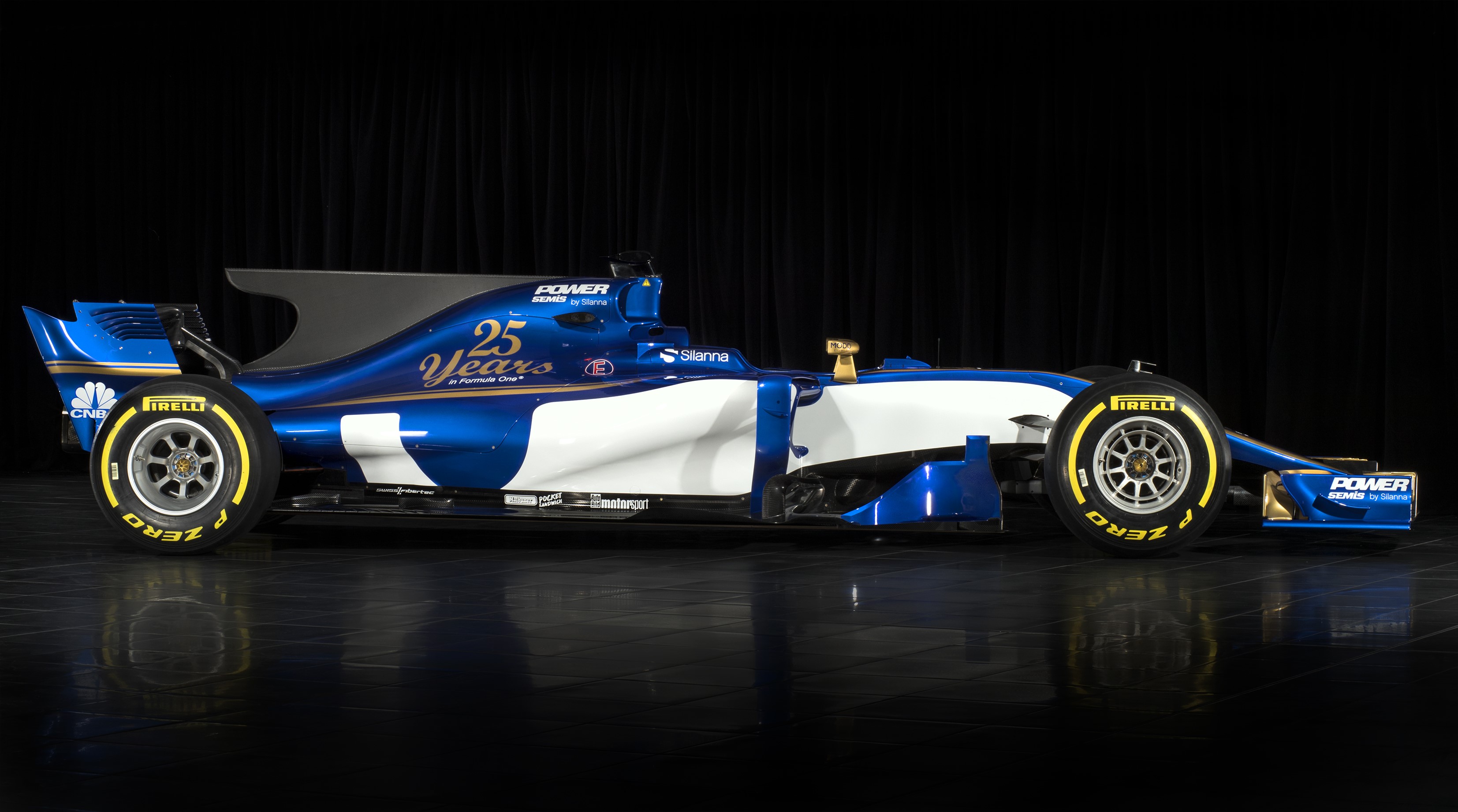 Болид Sauber