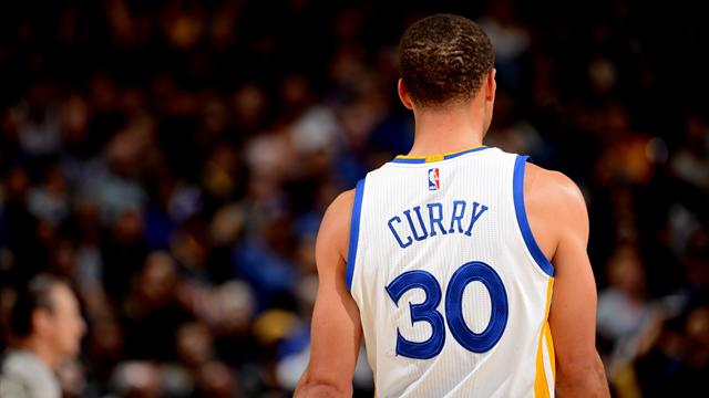 Le Antetokounmpo show, Curry en mode trashtalk : le Top 10 de la nuit