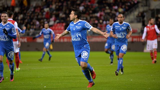 Brest résiste à Reims et conforte sa place de leader