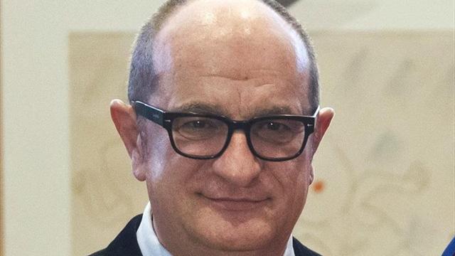 Carmelo Paniagua opta a la presidencia mundial de hockey sobre patines