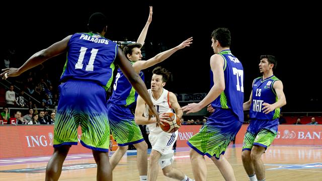 Anadolu Efes ilk devrede fişi çekti