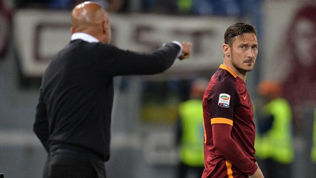 Le mea culpa de Spalletti : ''J’ai peut-être commis des erreurs avec Totti'' Le mea culpa de Spalletti : ''J’ai peut-être commis des erreurs avec Totti''