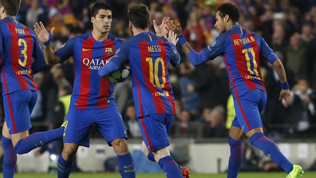 Une faute improbable de Meunier et le Barça y a cru un peu plus