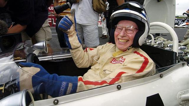 Muere a los 83 años John Surtees, campeón del mundo en Fórmula Uno y motos