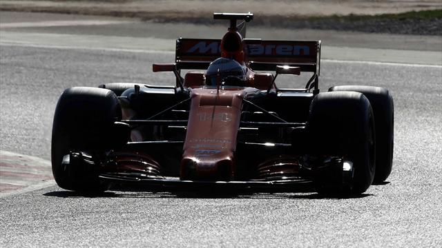 Ferrari, los más rápidos de la pretemporada, con McLaren y Alonso envuelto en problemas