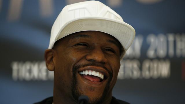 Mayweather défie McGregor : "Je sors officiellement de ma retraite"