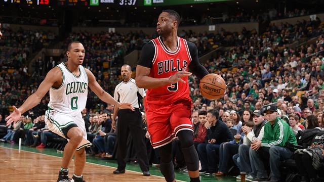 Dwyane Wade sezonu kapattı