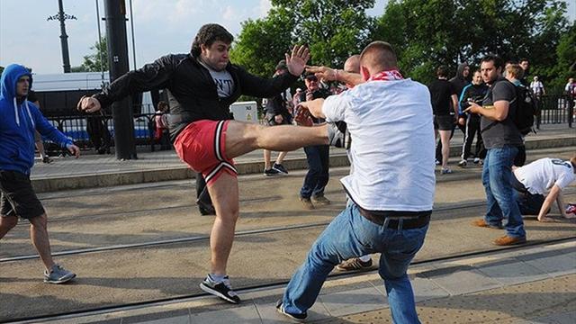 Два польских фаната получили по 1,5 года тюрьмы за атаку российских болельщиков на Евро-2012