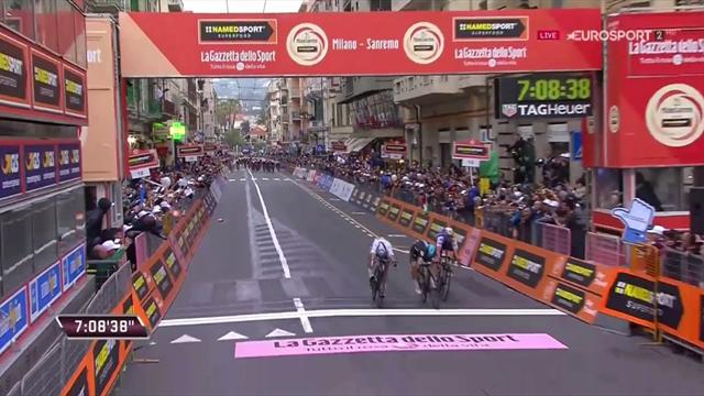Millimeterentscheidung: Der packende Zielsprint bei Mailand - Sanremo Millimeterentscheidung: Der packende Zielsprint bei Mailand - Sanremo
