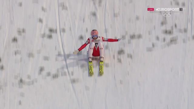 Stefan Kraft prende letteralmente il volo a Vikersund: 253,5 metri, è il nuovo record del mondo! Stefan Kraft prende letteralmente il volo a Vikersund: 253,5 metri, è il nuovo record del mondo!