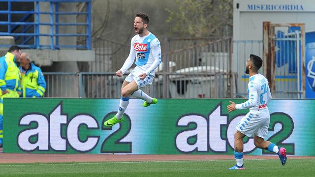Napoli'den tarihi seri