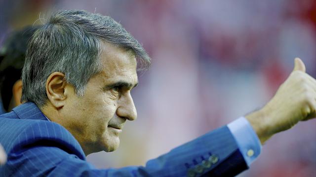 Şenol Güneş'ten tek değişiklik
