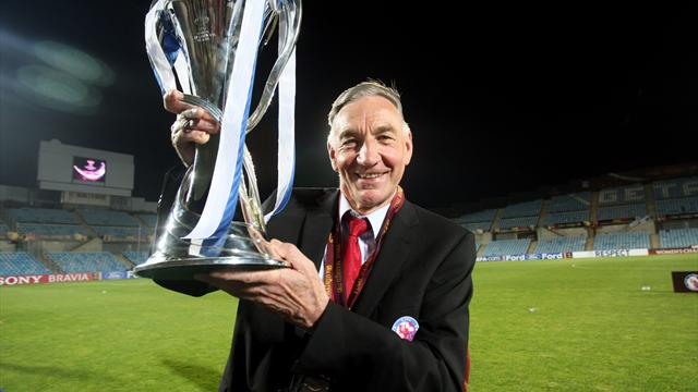 DFB zeichnet Schröder mit "Ehrenpreis Lebenswerk" aus
