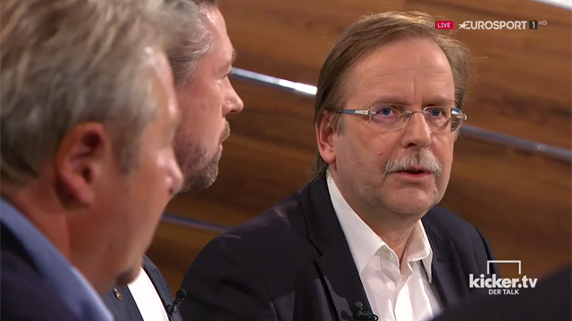 DFB-Vize Koch: "Nicht Profis und Amateure gegeneinander ausspielen" DFB-Vize Koch: "Nicht Profis und Amateure gegeneinander ausspielen"