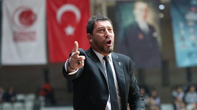 Ufuk Sarıca'dan oyuncusuna tebrik