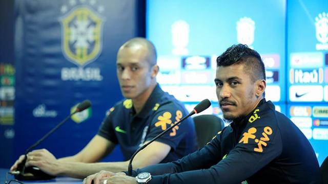 Miranda: "Casemiro lo está haciendo muy bien en el Real Madrid"