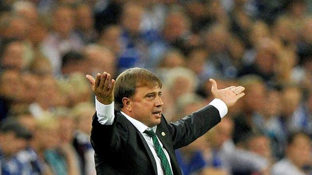 Levy convoca a 'legionarios' pero no sabe aún el once inicial frente a España