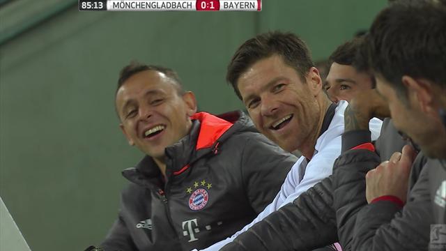 Se Bayern-stjernene gapskratte av sinte Robben Se Bayern-stjernene gapskratte av sinte Robben