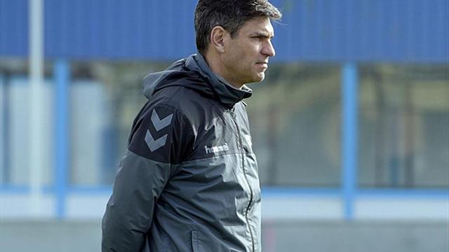 El Alavés se enfrenta al Burgos a puerta cerrada en Mendizorroza