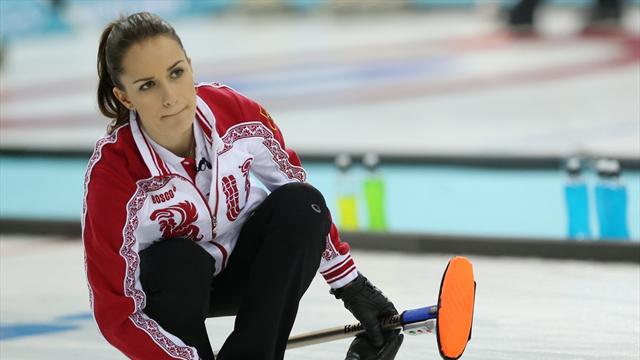 Сборная России по керлингу проиграла Канаде и сыграет в полуфинале чемпионата мира