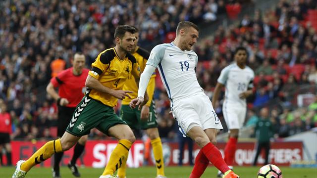 Sans briller mais avec sérieux, l'Angleterre enchaîne