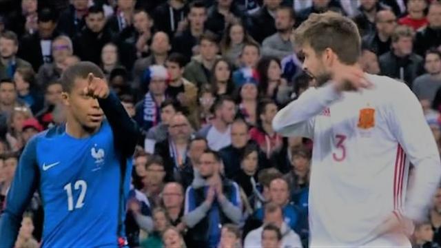 Quand Piqué demande le maillot de Mbappé à peine la mi-temps sifflée