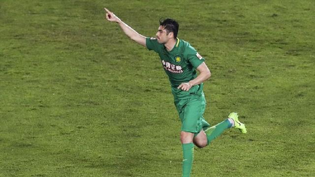 Burak Yılmaz'dan gollere devam