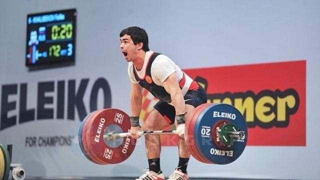 Халибеков завоевал бронзу чемпионата Европы в категории до 62