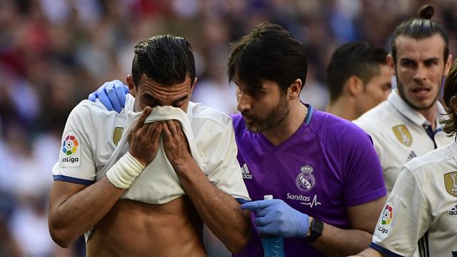 Pepe injury blow leaves Madrid with defensive headache
