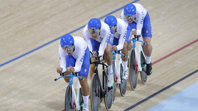 Super Filippo Ganna guida gli azzurri alla conquista del bronzo ai mondiali di Hong Kong! Super Filippo Ganna guida gli azzurri alla conquista del bronzo ai mondiali di Hong Kong!