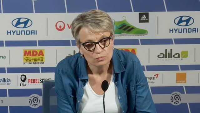 Fumigènes, contrôles forcés, stadiers : l'OL défend sa sécurité contre le Besiktas point par point Fumigènes, contrôles forcés, stadiers : l'OL défend sa sécurité contre le Besiktas point par point