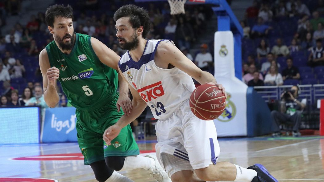 El Real Madrid retoma el liderato empatado con Valencia Basket El Real Madrid retoma el liderato empatado con Valencia Basket
