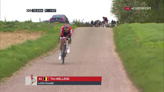 Tenant du titre, Gasparotto a été privé de ses chances en chutant à 30 km de la ligne Tenant du titre, Gasparotto a été privé de ses chances en chutant à 30 km de la ligne