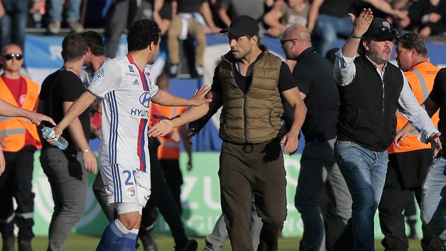 « Lamentable », « SCANDALEUX » : les joueurs de l’OL (et Casillas) condamnent les incidents