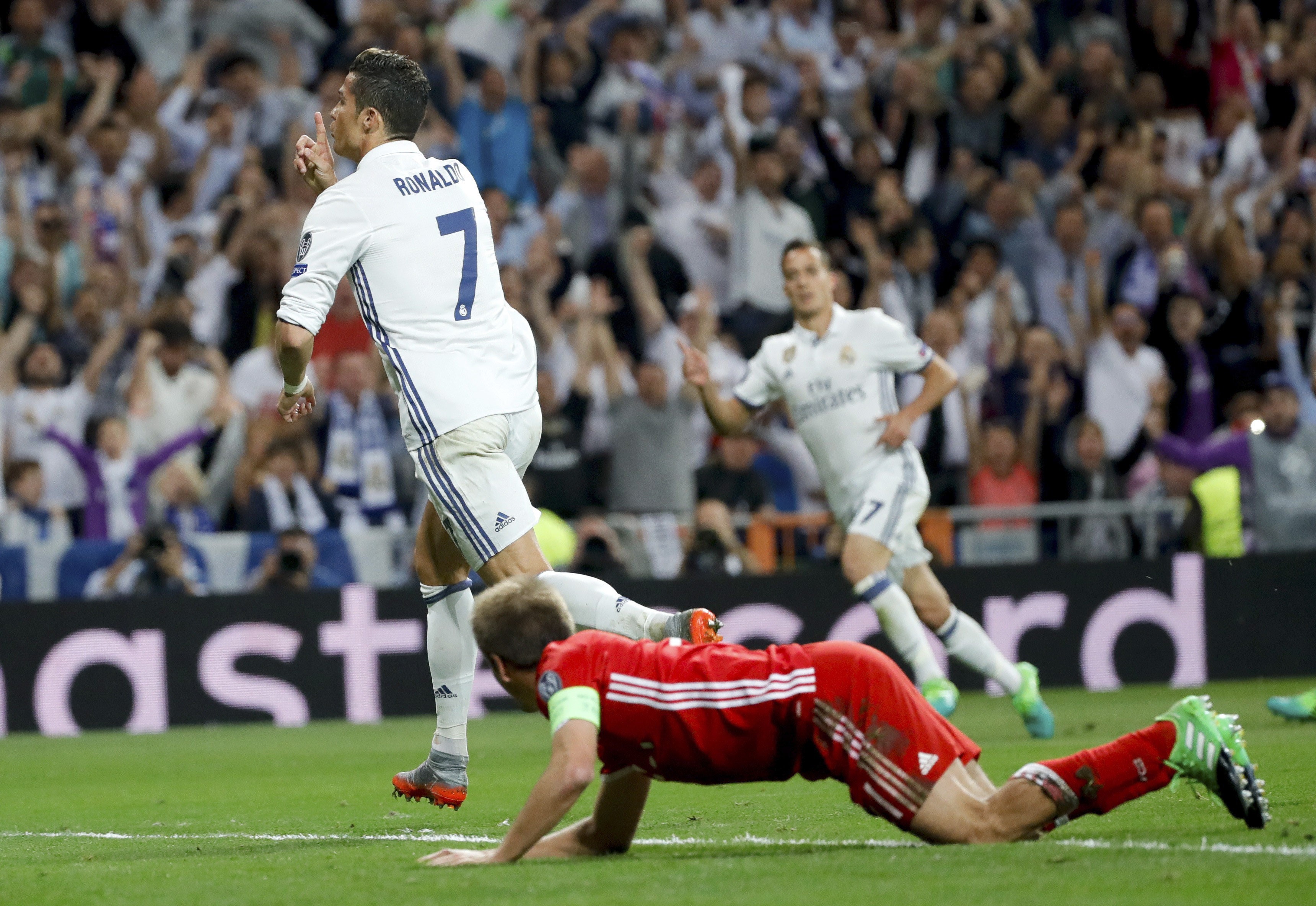 Cristiano Ronaldo celebra el gol en el Real Madrid-Bayern