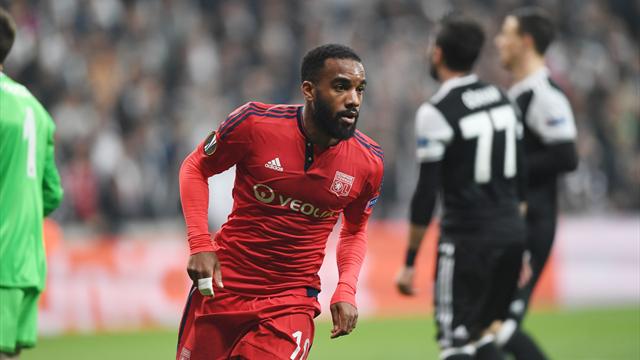D'un lob subtil, Lacazette a répondu à Talisca avec la manière