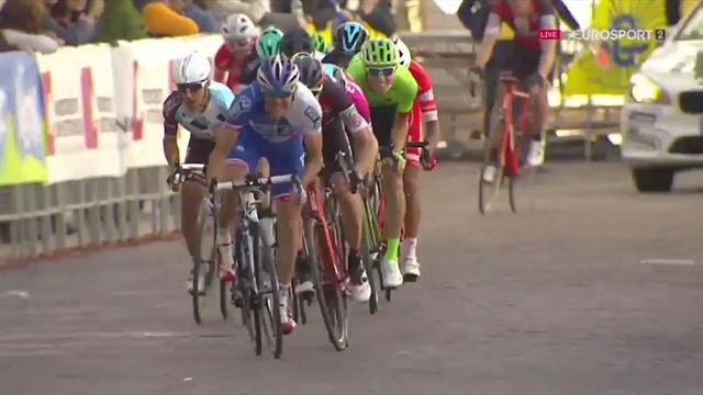 Volata a Trento: Thibaut Pinot vince la 5^ tappa del Tour of the Alps Volata a Trento: Thibaut Pinot vince la 5^ tappa del Tour of the Alps