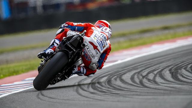 Andrea Dovizioso mago della pioggia nelle seconde libere, Rossi decimo