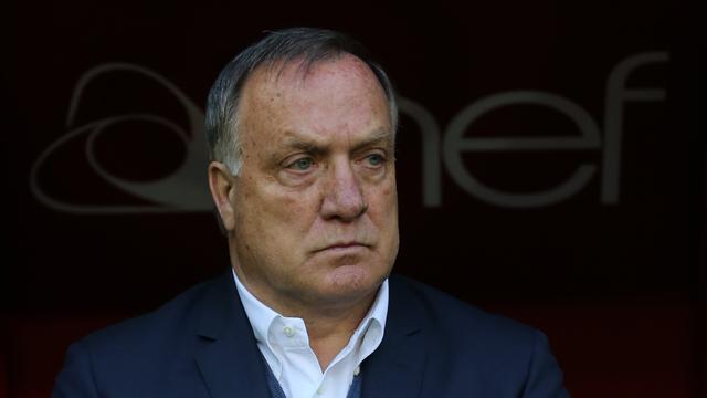 Advocaat Hollanda'nın kadrosunu belirledi