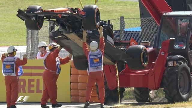 Desastroso inicio de Fernando Alonso en Montmeló: Rotura de motor tras dos vueltas