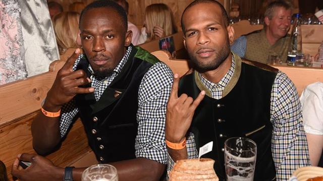 #Video Usain Bolt cava la tumba de un amigo en Jamaica