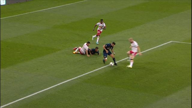 Un doublé en moins de 2 minutes et un penalty provoqué : Alessandrini s'éclate à LA Un doublé en moins de 2 minutes et un penalty provoqué : Alessandrini s'éclate à LA